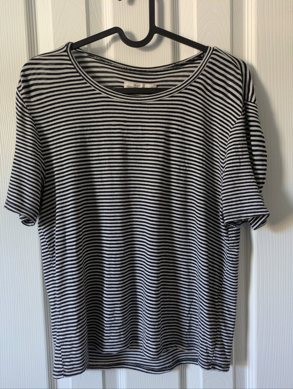 Abercrombie & Fitch Black White Striped Short Sleeve Tee Xs Oversized